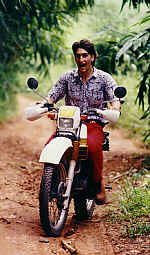 Auf Motorrad-Tour in der Provinz Chiangrai, Nord-Thailand  (10.6 K)